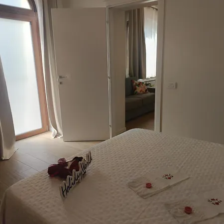 A Casa Di Raffi By World Appartamento *